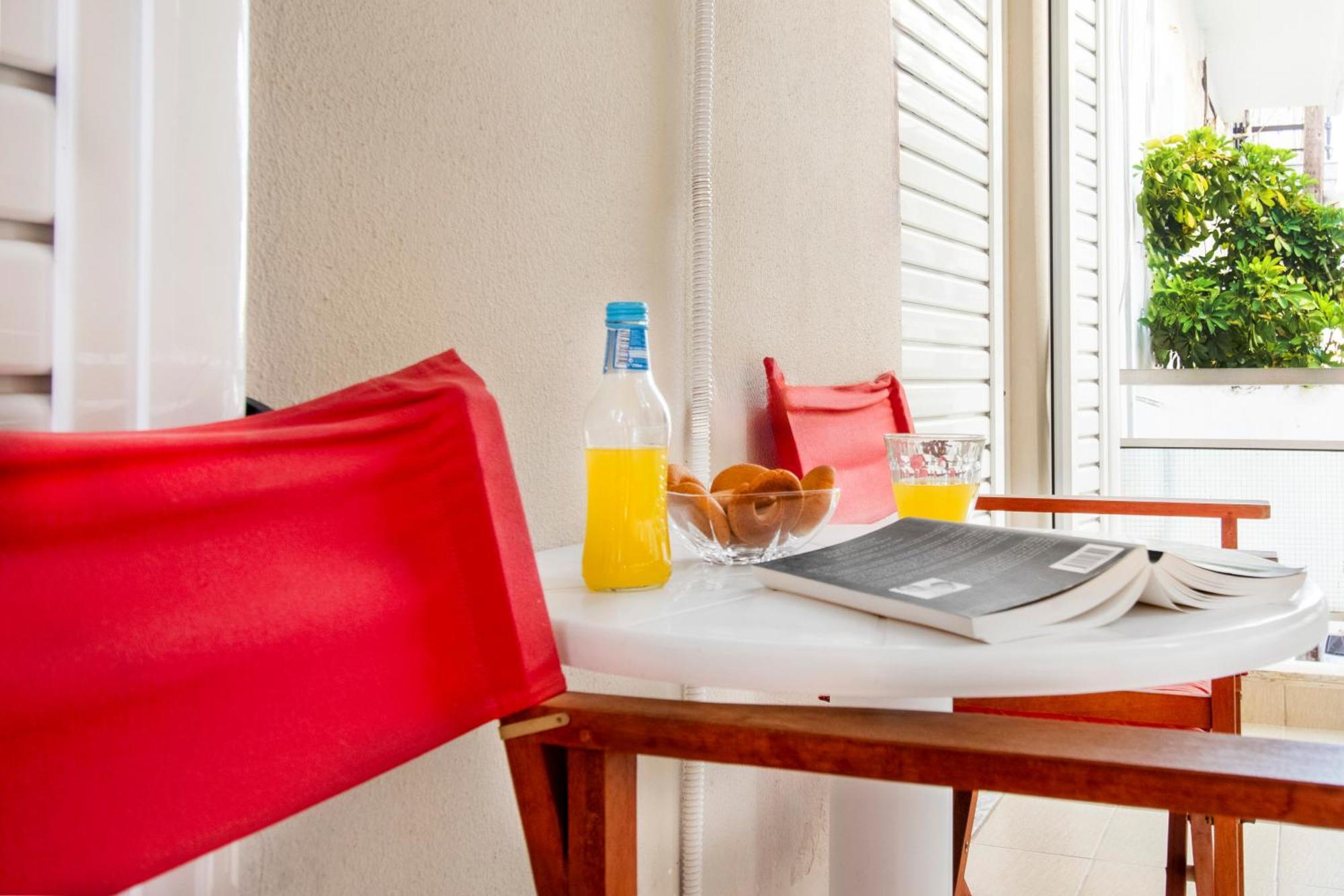 Local Apt Near City Lights 1 Apartment Iraklio